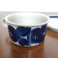 Load image into Gallery viewer, ARABIA Anemone cup&amp;saucer | アラビア アネモネ カップ＆ソーサーA| ARABIA的复古板 - Stellina