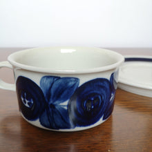 Load image into Gallery viewer, ARABIA Anemone cup&saucer | アラビア アネモネ カップ&ソーサーB| ARABIA的复古板 - Stellina