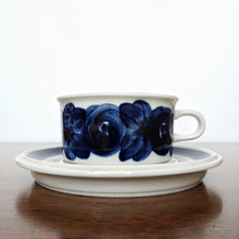 Load image into Gallery viewer, ARABIA Anemone cup&saucer | アラビア アネモネ カップ&ソーサーD| ARABIA的复古板 - Stellina