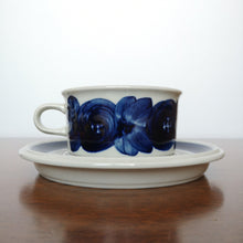 Load image into Gallery viewer, ARABIA Anemone cup&saucer | アラビア アネモネ カップ&ソーサーD| ARABIA的复古板 - Stellina