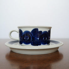 Load image into Gallery viewer, ARABIA Anemone cup&saucer | アラビア アネモネ カップ&ソーサーF| ARABIA的复古板 - Stellina