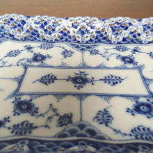 Load image into Gallery viewer, Royal Copenhagen Blue Fluted Half Lace 1122| ロイヤルコペンハーゲン ブルーフルーテッド| Royal Copenhagen的复古板 - Stellina