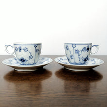 Load image into Gallery viewer, Royal Copenhagen Blue Fluted | ロイヤルコペンハーゲン ブルーフルーテッド カップ&ソーサー2客| Royal Copenhagen的复古板 - Stellina
