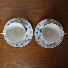 Load image into Gallery viewer, Royal Copenhagen Blue Fluted | ロイヤルコペンハーゲン ブルーフルーテッド カップ&ソーサー2客| Royal Copenhagen的复古板 - Stellina