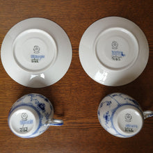 Load image into Gallery viewer, Royal Copenhagen Blue Fluted | ロイヤルコペンハーゲン ブルーフルーテッド カップ&ソーサー2客| Royal Copenhagen的复古板 - Stellina