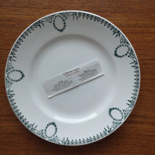 Load image into Gallery viewer, St.Amand | Antique dessert plate アンティークデザートプレート2| St. Amand的复古板 - Stellina