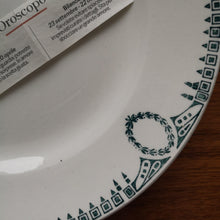Load image into Gallery viewer, St.Amand | Antique dessert plate アンティークデザートプレート2| St. Amand的复古板 - Stellina