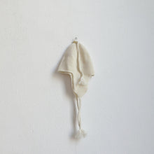 画像をギャラリービューアに読み込む, Cashmere knit beanie - Stellina