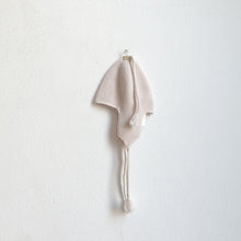 画像をギャラリービューアに読み込む, Cashmere knit beanie - Stellina