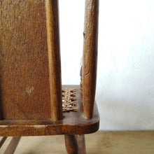 Load image into Gallery viewer, ヴィンテージ ラタン ドールチェア H23cm - Stellina