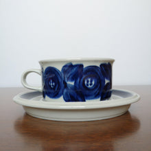 Load image into Gallery viewer, ARABIA Anemone cup&amp;saucer | アラビア アネモネ カップ＆ソーサーC| ARABIA的复古板 - Stellina