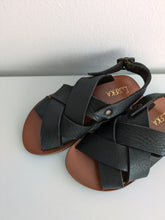 드 이미지 갤러리로 뷰어,Sample sandals (in-stock) 