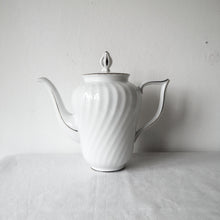 Load image into Gallery viewer, [30%OFF]BAVARIA | Vintage tea pot royal tettau ヴィンテージポット | BAVARIA的复古板 - Stellina