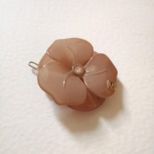 Load image into Gallery viewer, Camelia clip Pink - Stellina