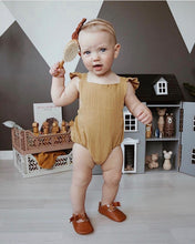 Load image into Gallery viewer, Little ballerina collection Brown - Stellina