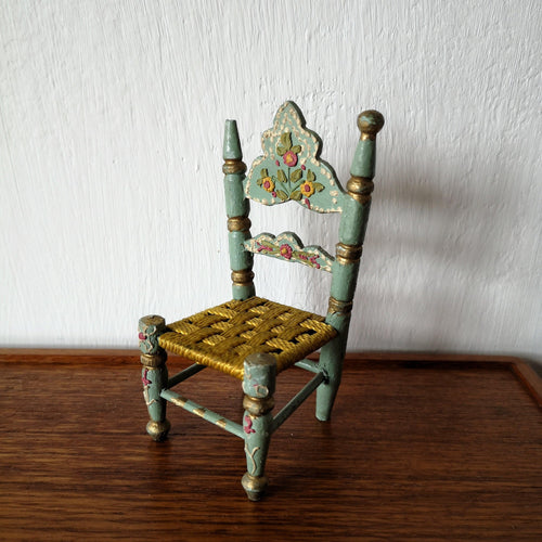 Vintage doll house chair1 | ヴィンテージドールハウス椅子 - Stellina