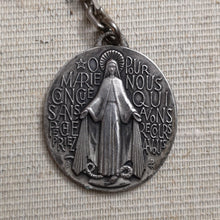 Load image into Gallery viewer, Vintage keyholder フランスヴィンテージキーホルダー | 复古的法国钥匙架 - Stellina